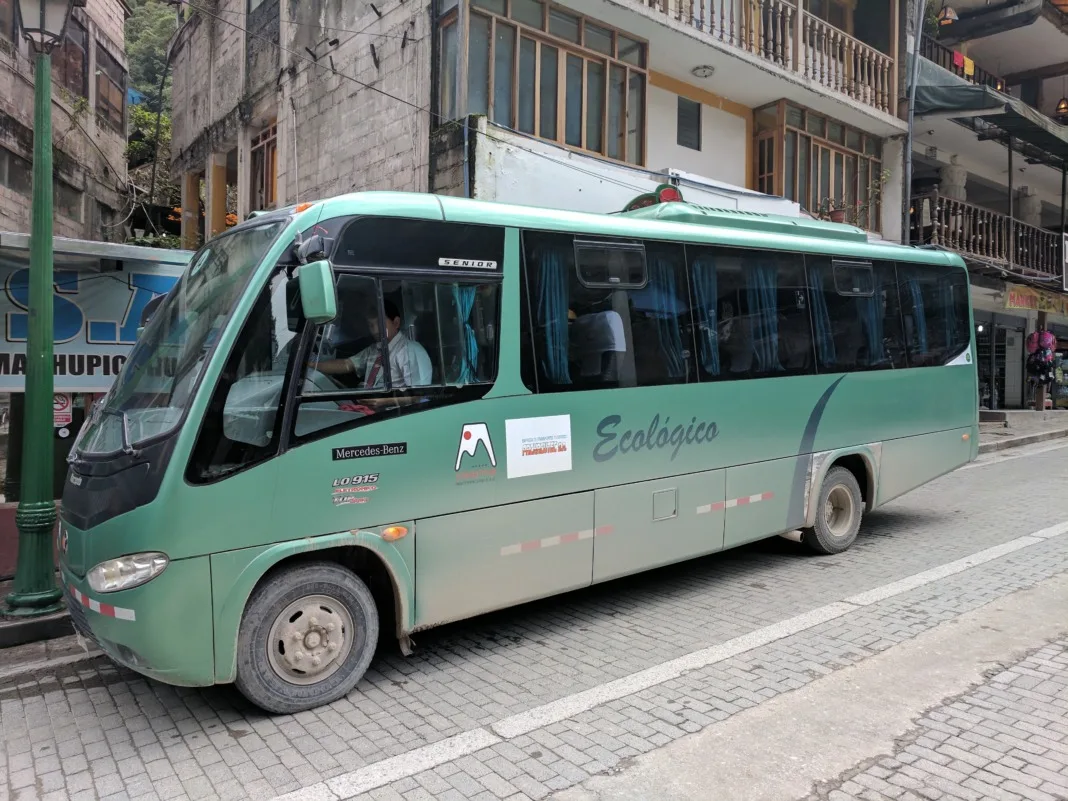 machu picchu consettur bus