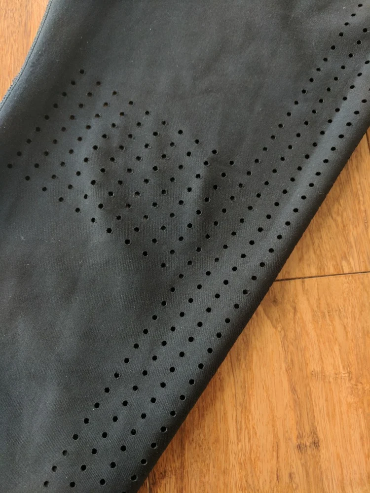 ultracor leggings review pixelate cut out details