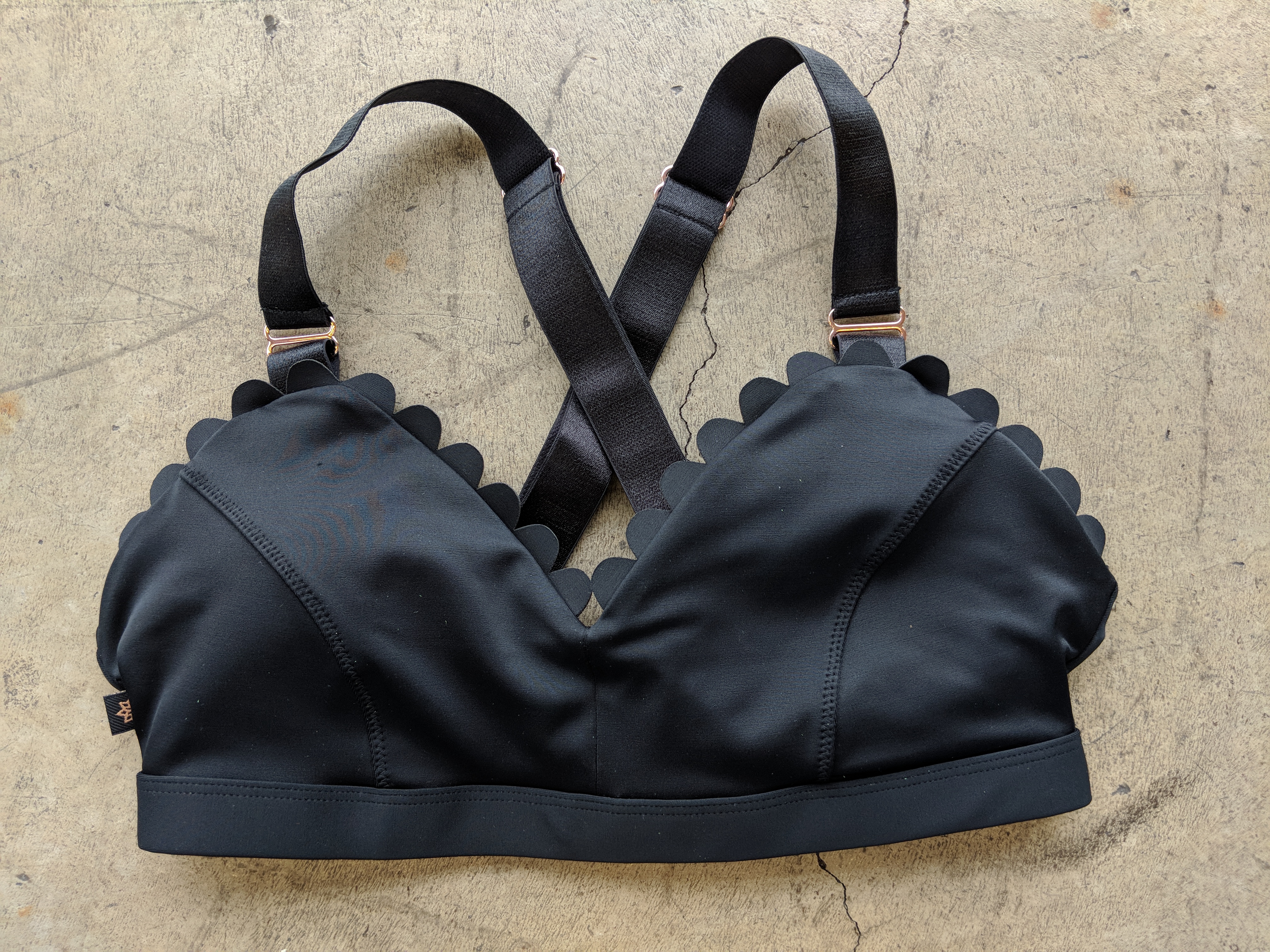 L'URV Activewear - I'm On Clouds Bralette (front)