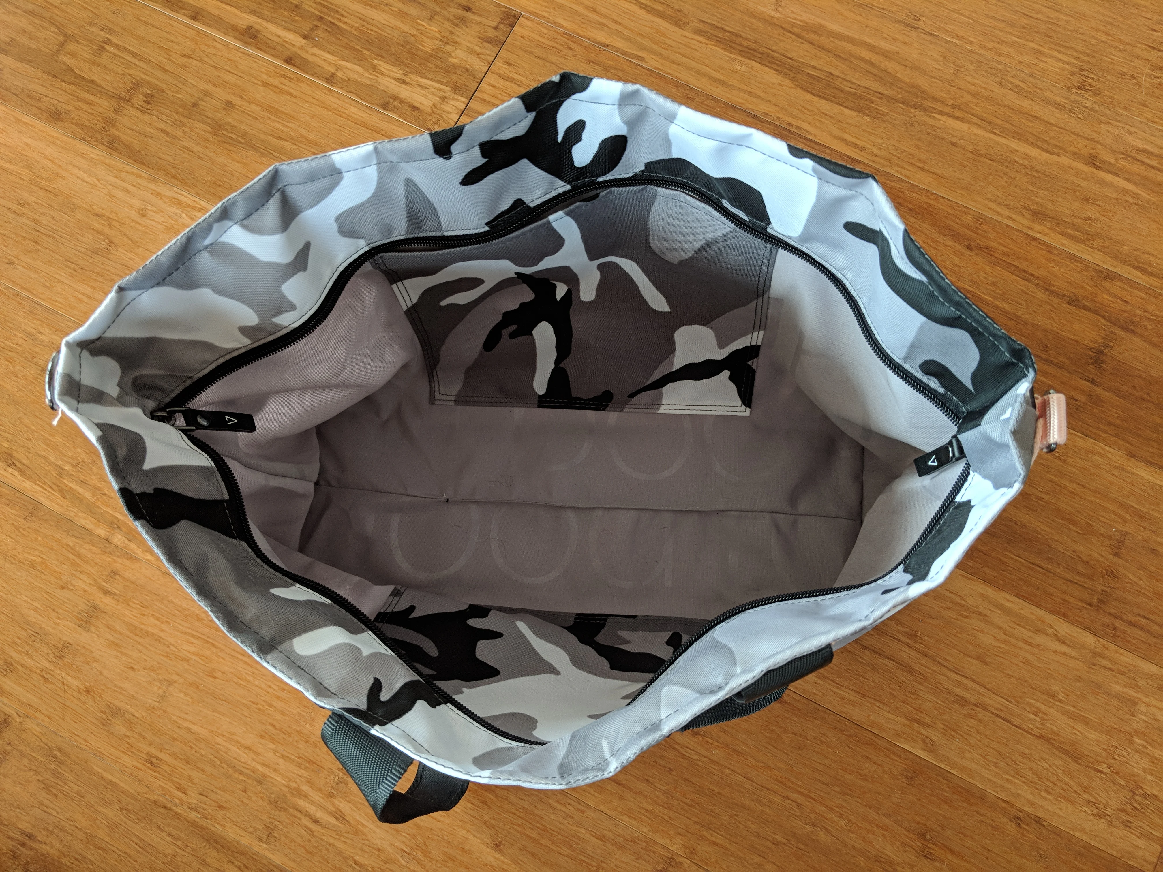 Andi Bag Review: Winter Camo and Quartz Pink inside