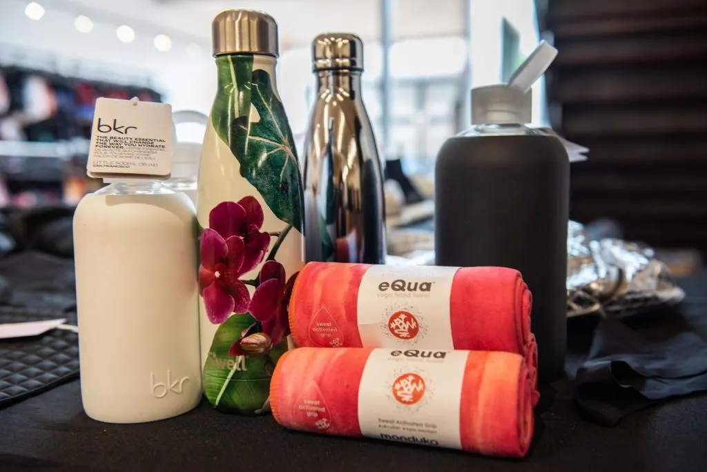 carbon38 sample sale accessories towel bottle