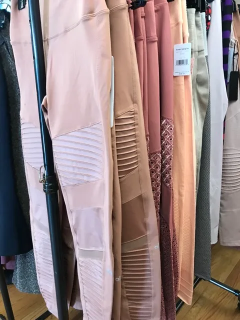 carbon38 sample sale leggings rack 2019 schimiggy reviews