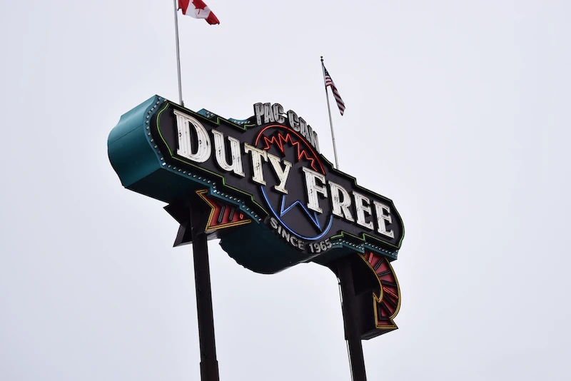 duty-free-canada-border sign