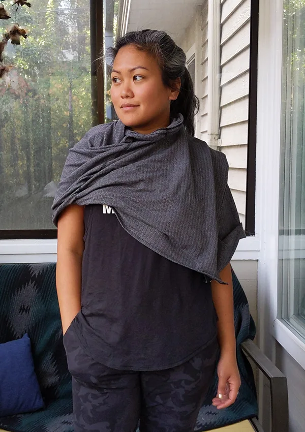 How to Wear lululemon Vinyasa Scarf Over Shoulder Wrap Shawl