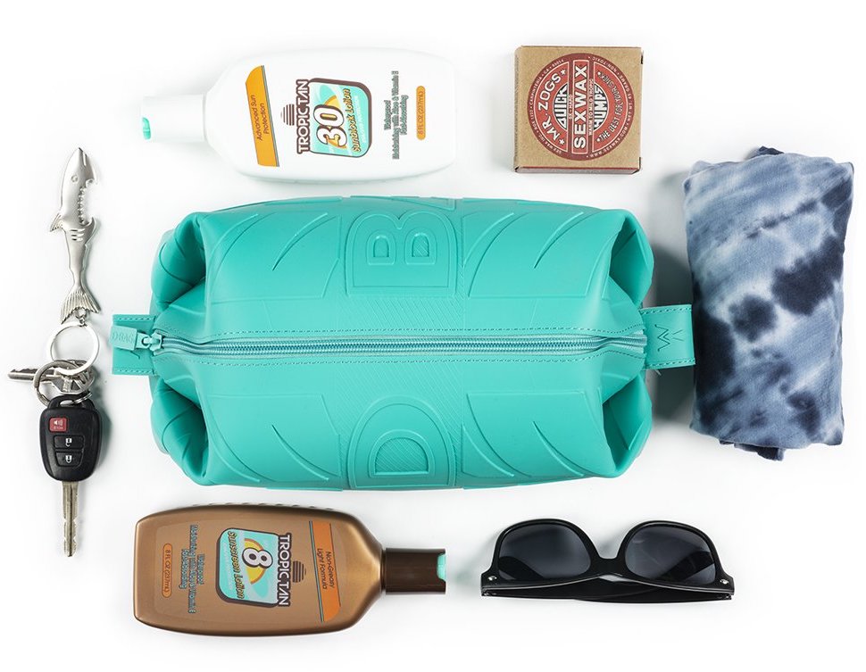 ditty's dopp bag seafoam green silicone