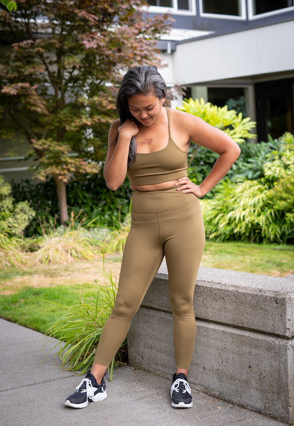 girlfriend collective review float leggings in fern green