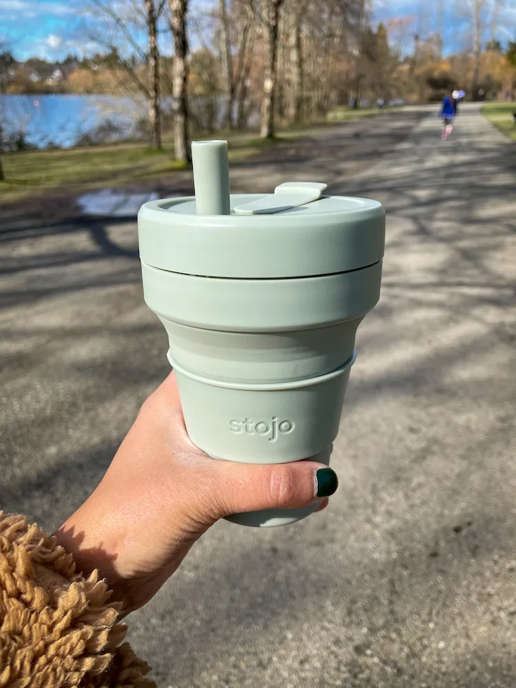 stojo reusable silicon cup sage green