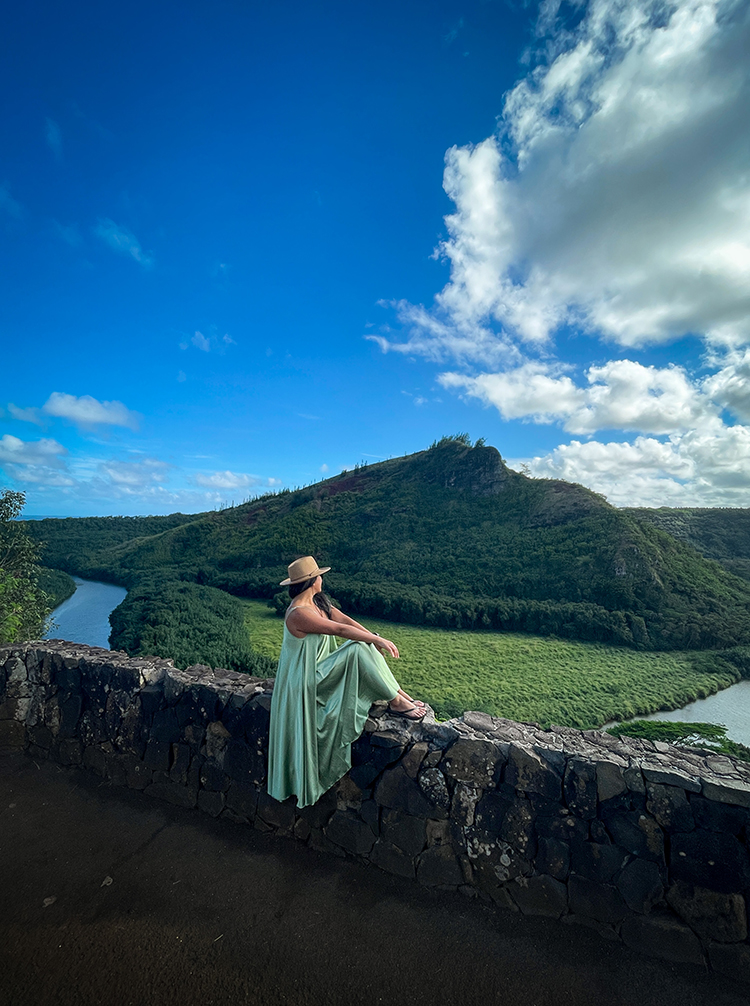 Silk and Salt Review Go with the Flow Dress Green Kauai Hawaii sitting