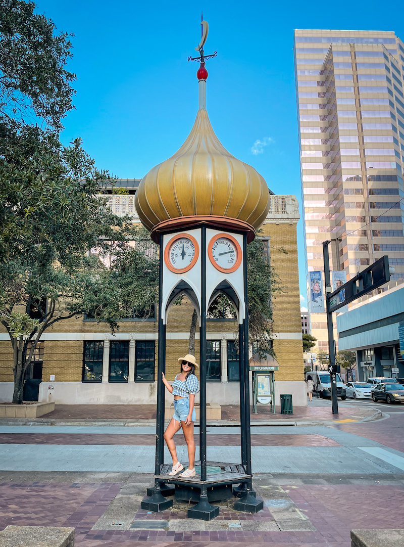 tampa weather tower schimiggy wallaroo catalina hat