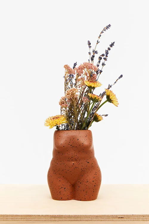 monki woman body vase