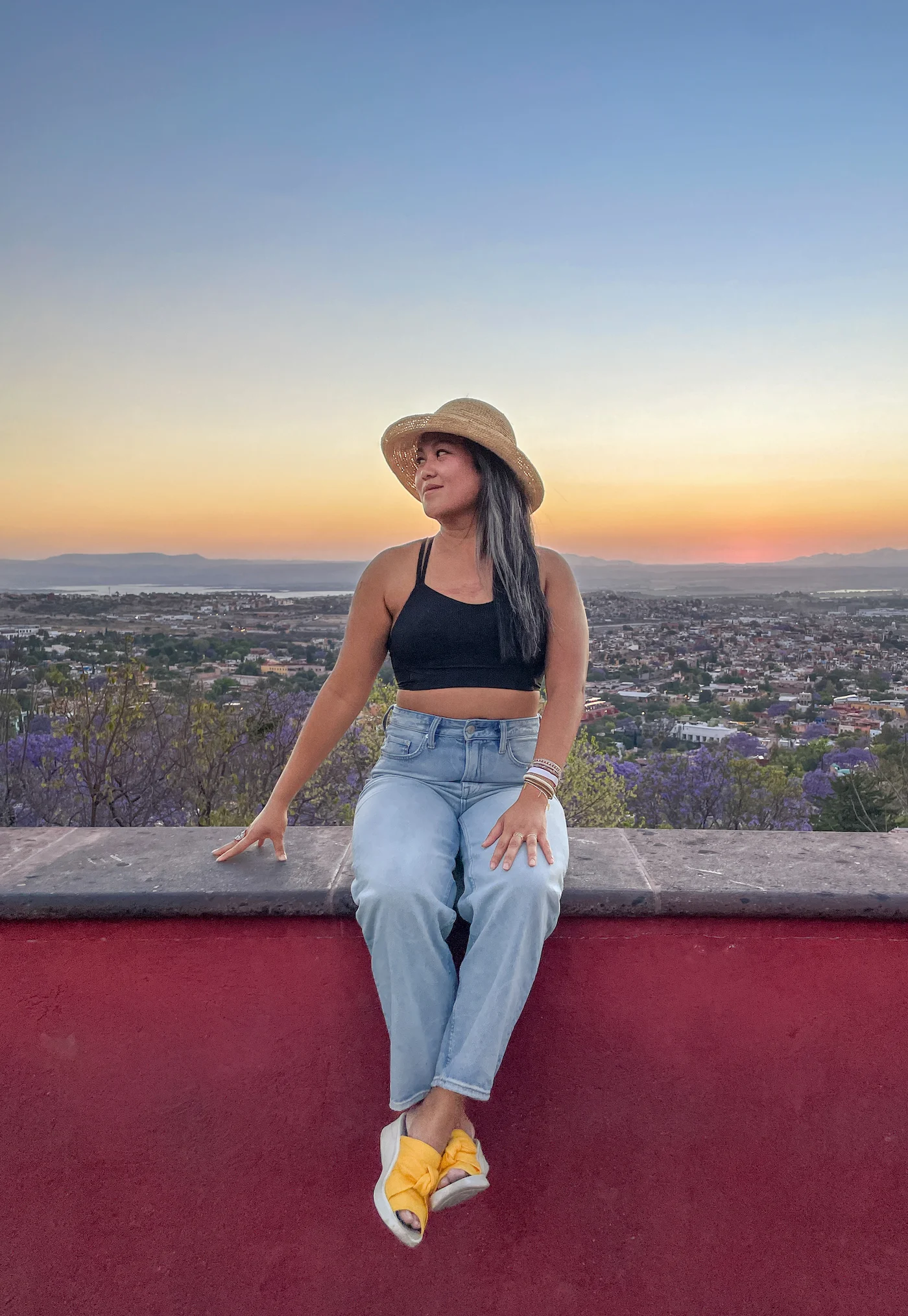 sunset watching at the el mirador in San Miguel de Allende Wallaroo Bzees lululemon