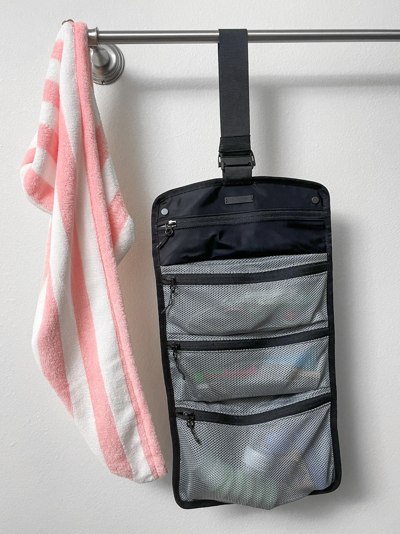 lululemon toiletry bag roll-up