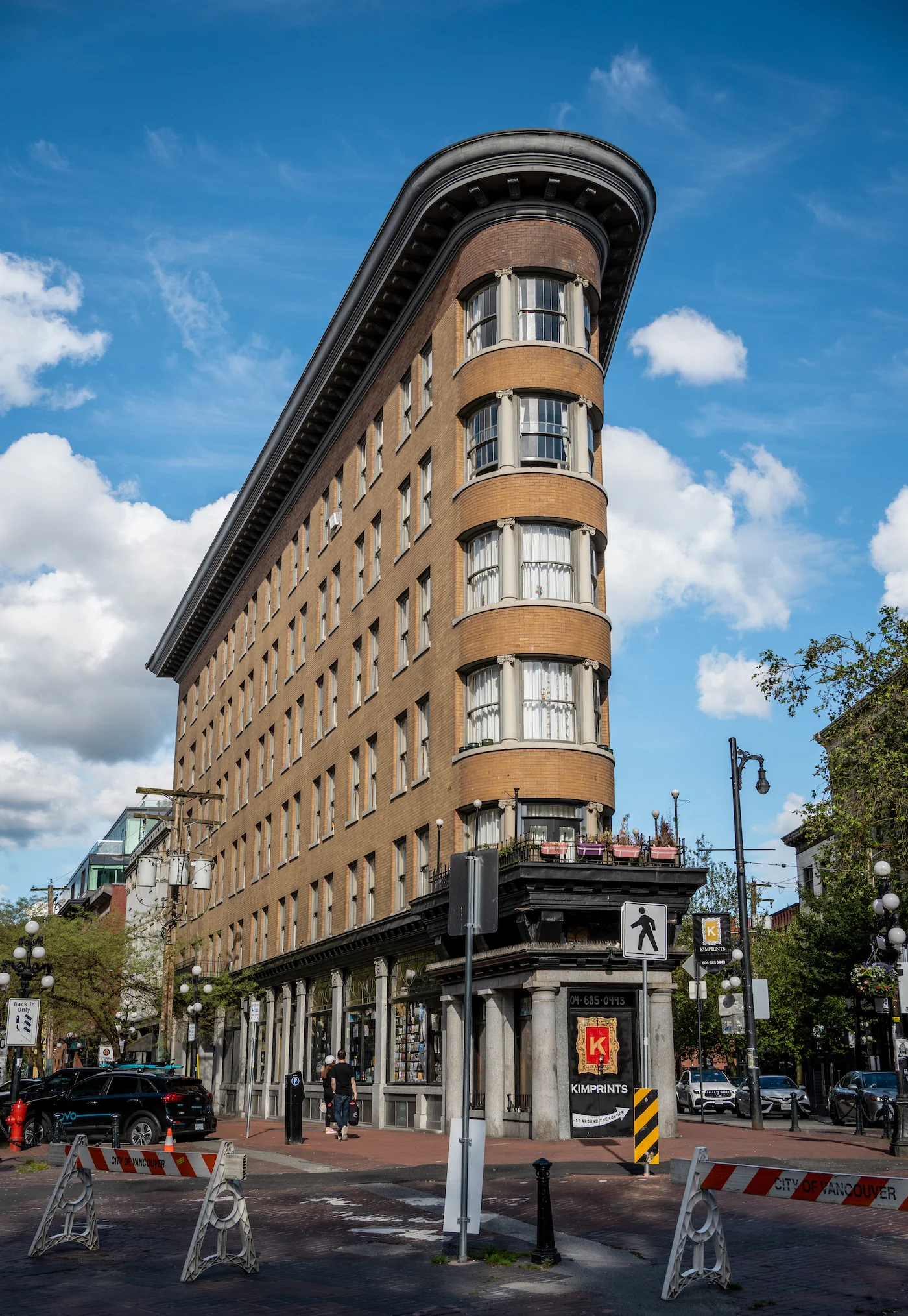 Hotel Europe "Flat Iron" Building