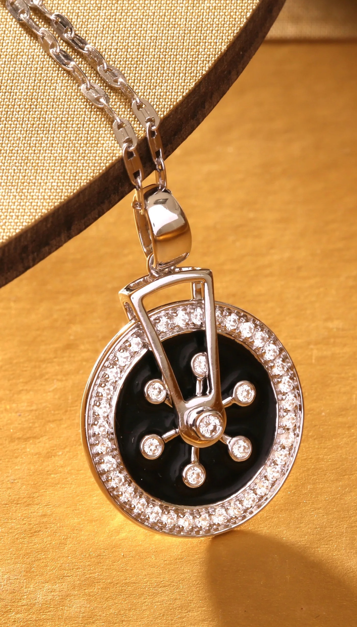 hypoallergenic stainless steel jewelry necklace