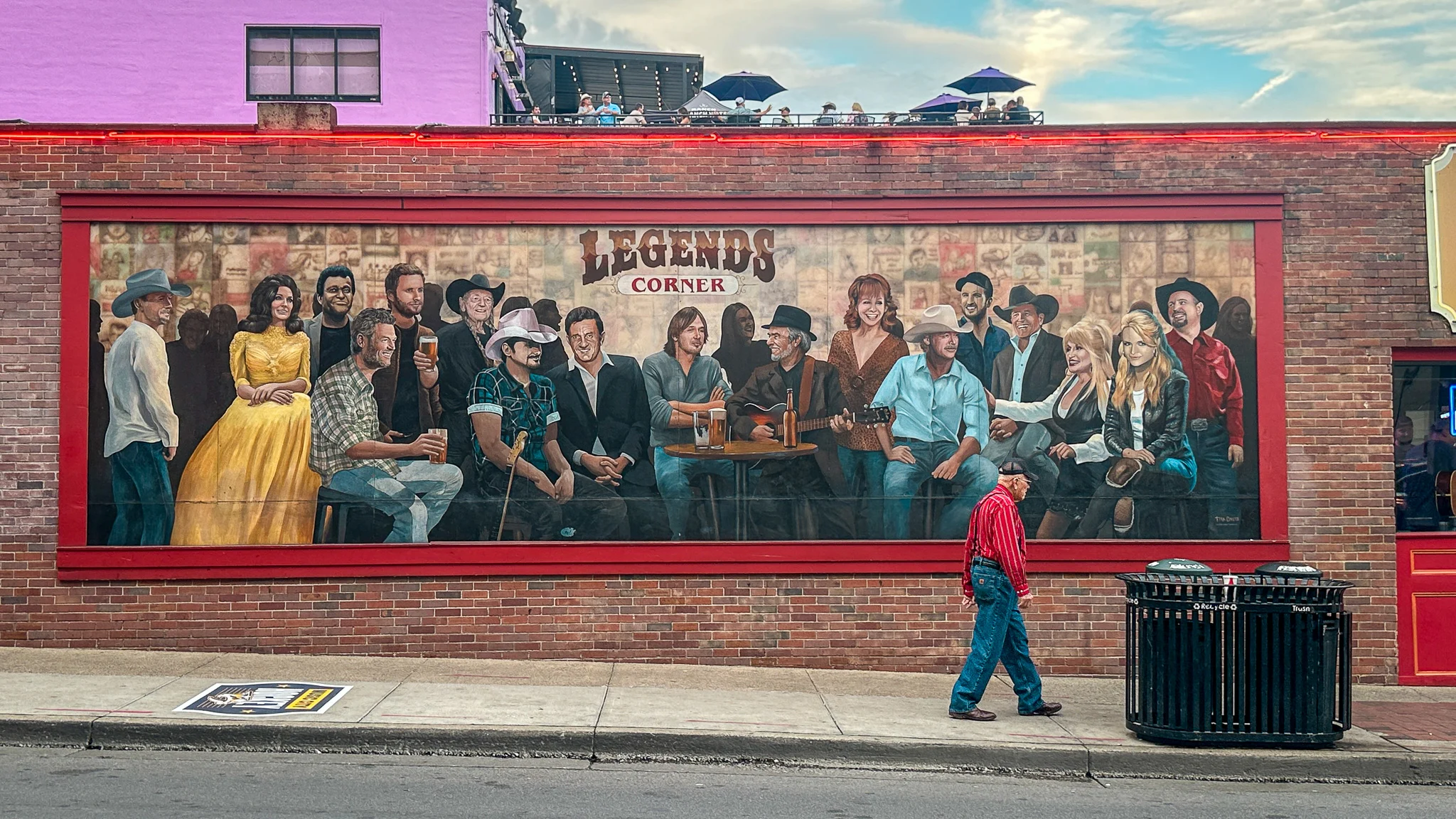 Legends Bar Mural Broadway Nashville