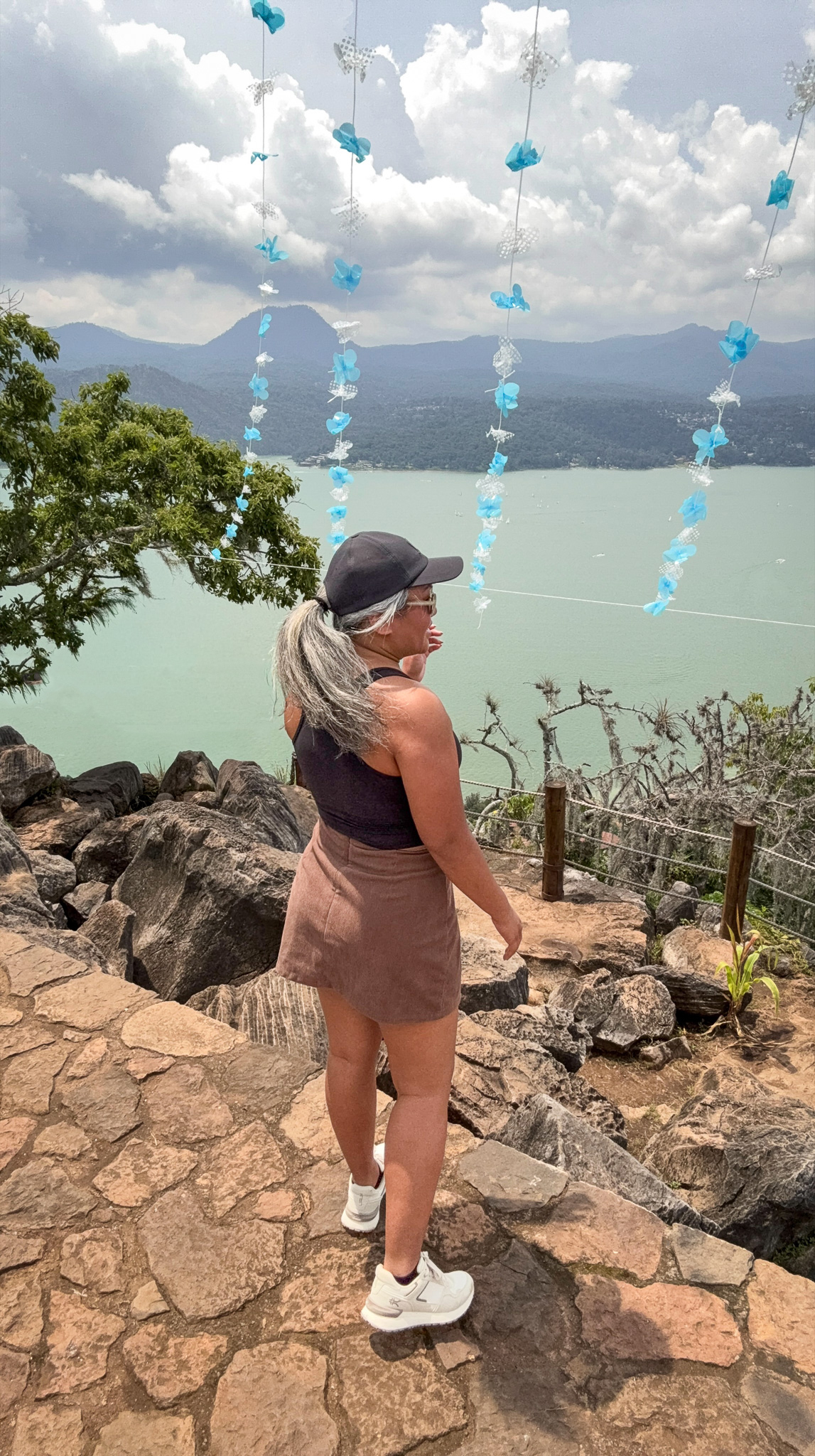 hiking outfit halara lululemon kuru activewear valle de bravo mirador la pena