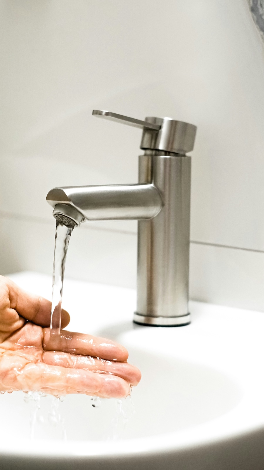 how to deal with hard tap water faucet